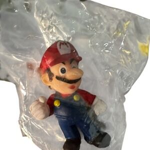 Nintendo Mario & Donkey Kong Figure Cake Toppers Party Favors‎ Sealed